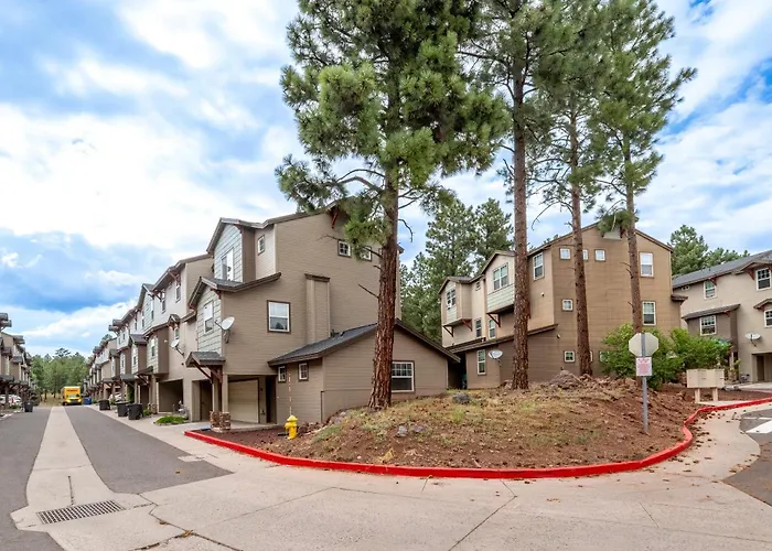 Mountain Peaks Getaway 4br4ba Pet-friendly Ac Near Downtown Trails Flagstaff