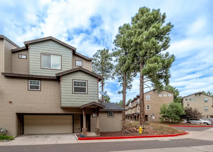 Mountain Peaks Getaway 4br4ba Pet-friendly Ac Near Downtown Trails Villa *