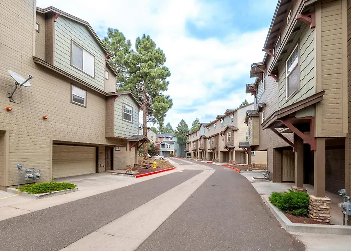 Villa Mountain Peaks Getaway 4br4ba Pet-friendly Ac Near Downtown Trails